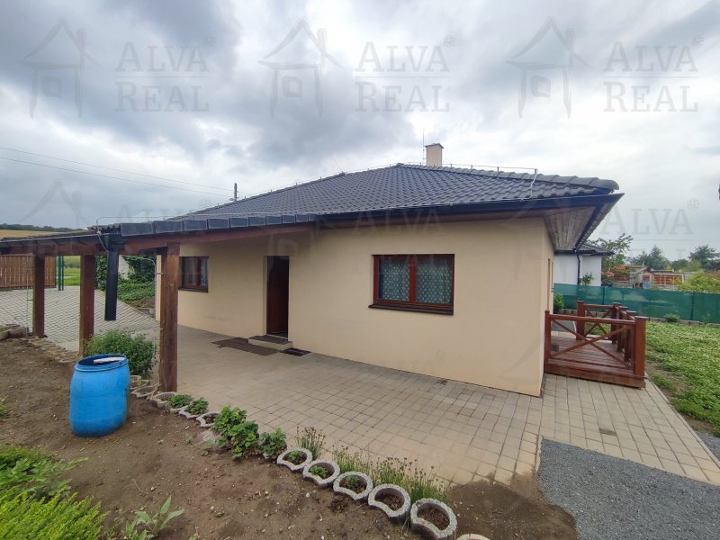 Prodej novostavby rodinného domu v obci Držovice |  | Držovice